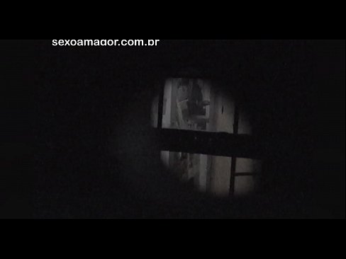 ❤️ Rubia es grabada en secreto por un voyeur del barrio escondido detrás de unos ladrillos huecos ️❌ Sexo en es.my-hentai-gallery.ru ❌️